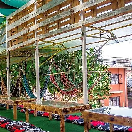Wanderthirst Hostel